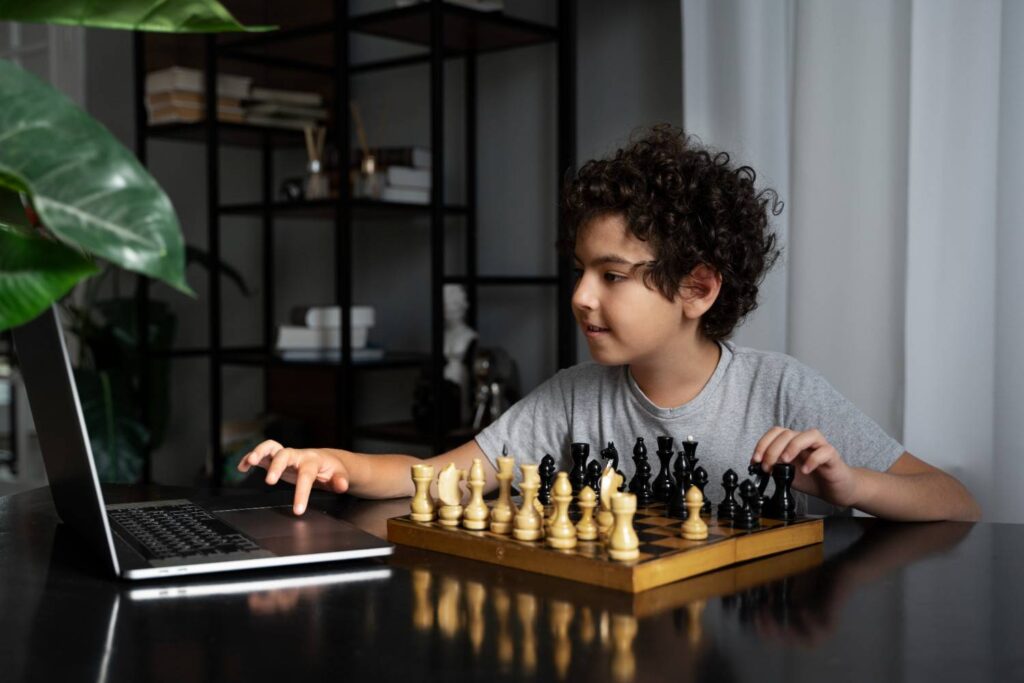 Online Chess Coaching by Expert Trainers