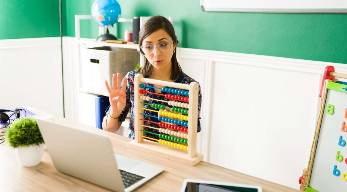 Abacus Online Classes in USA: Building Strong Math Foundations for Young Learners
